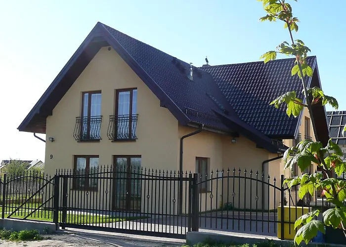 Family Homes - Sand Residence